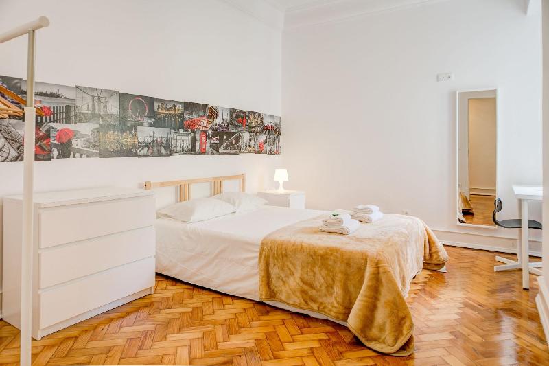 Home Out Rooms & Apartments - Oda