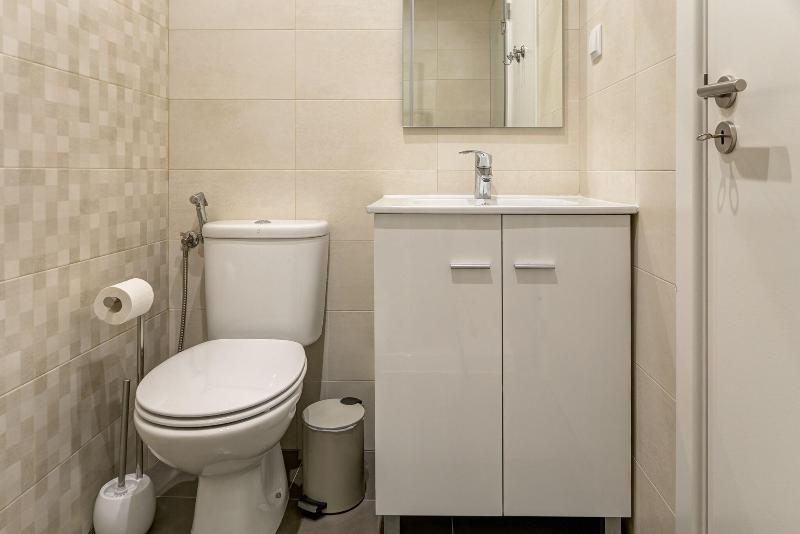 Home Out Rooms & Apartments - Oda