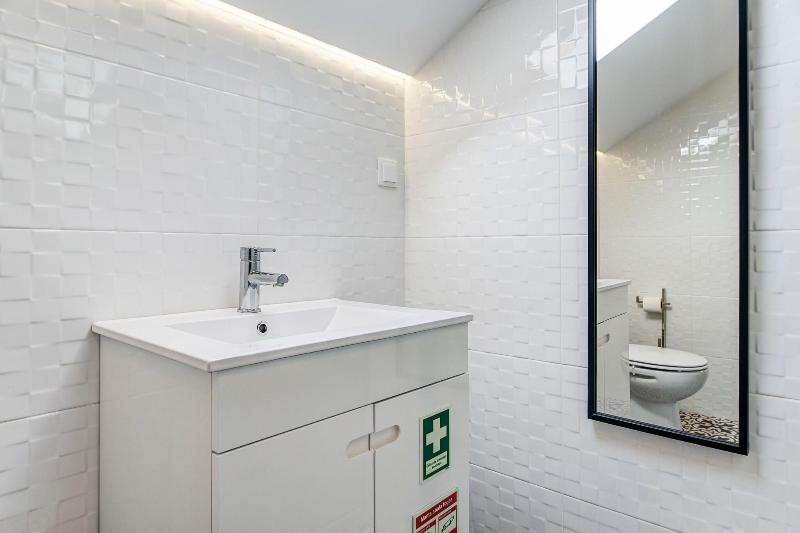 Home Out Rooms & Apartments - Oda