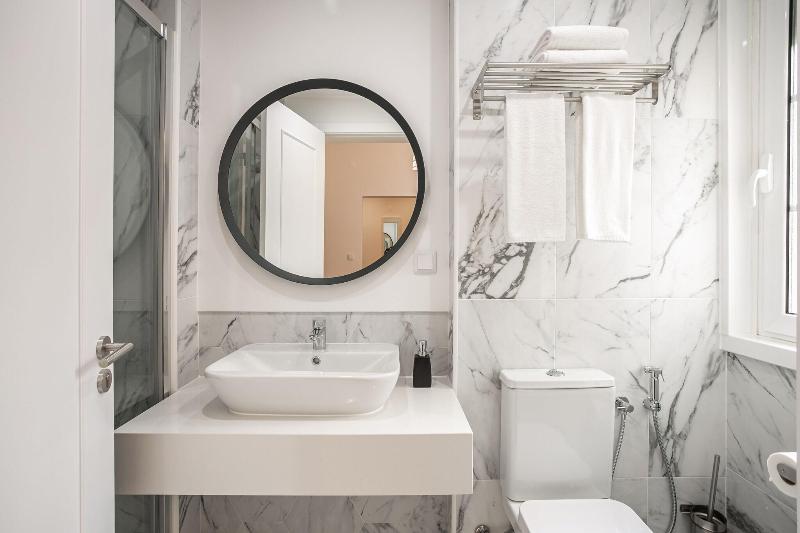 Home Out Rooms & Apartments - Oda