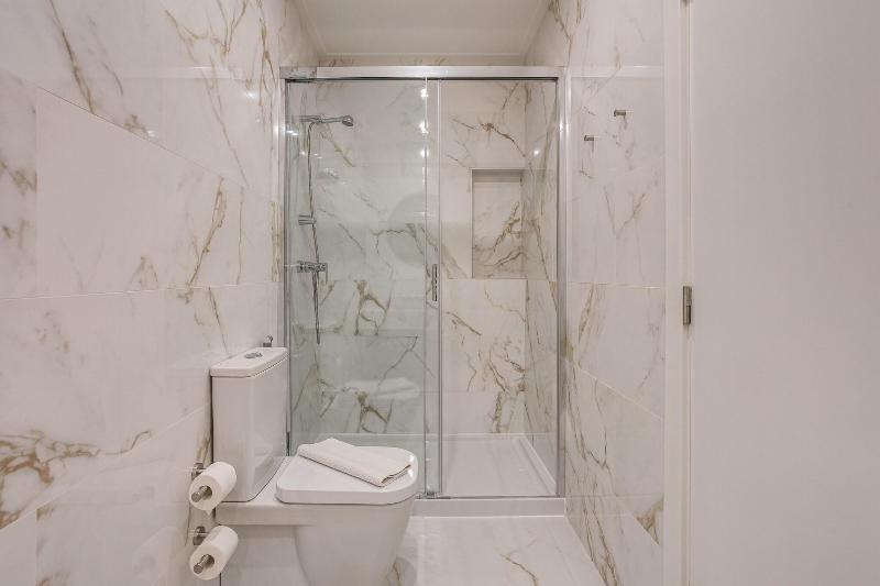 Home Out Rooms & Apartments - Oda