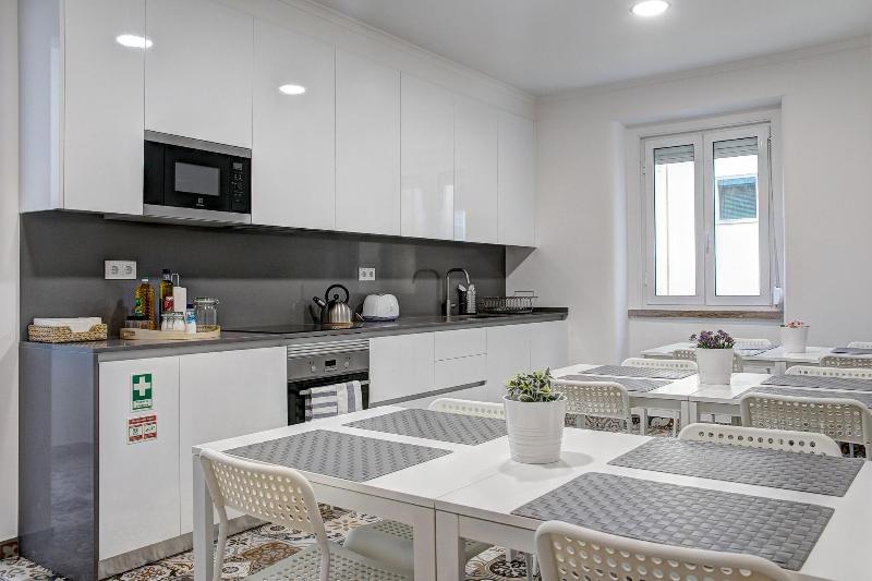 Home Out Rooms & Apartments - Oda