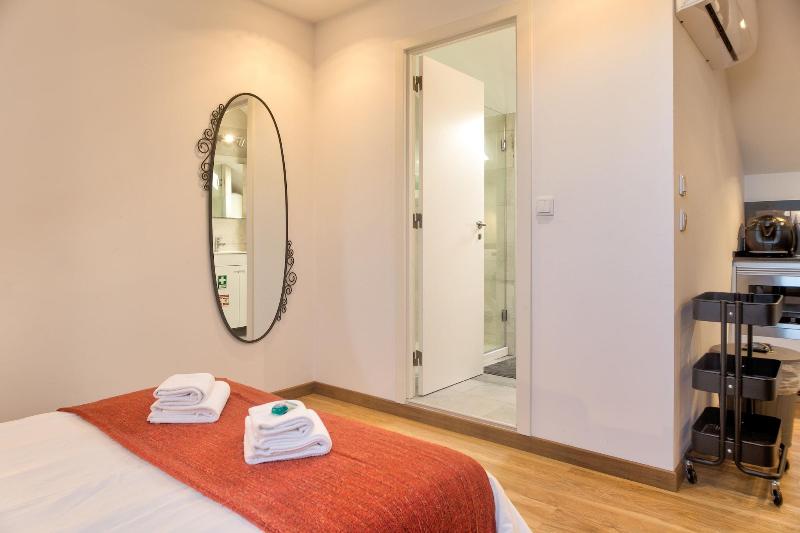 Home Out Rooms & Apartments - Oda