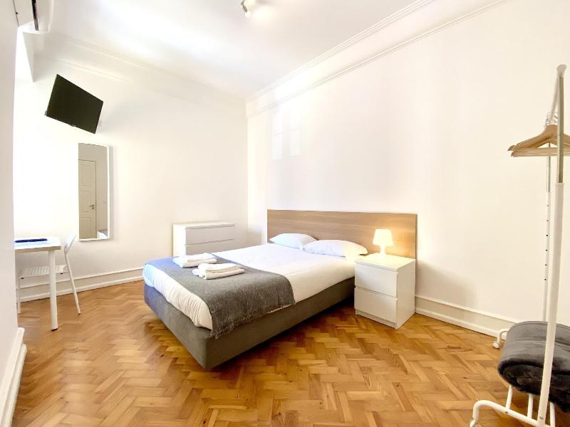 Home Out Rooms & Apartments - Oda