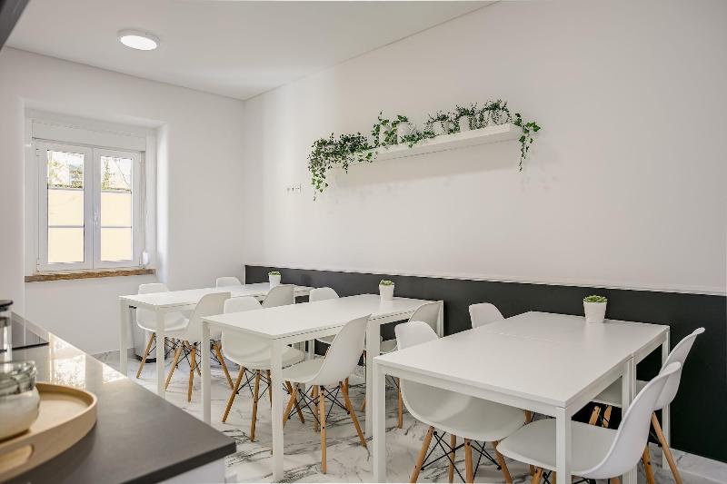 Home Out Rooms & Apartments - Oda