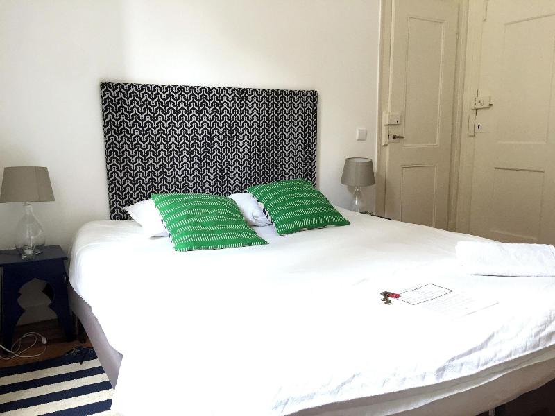The Color Suites & Rooms - Lobi