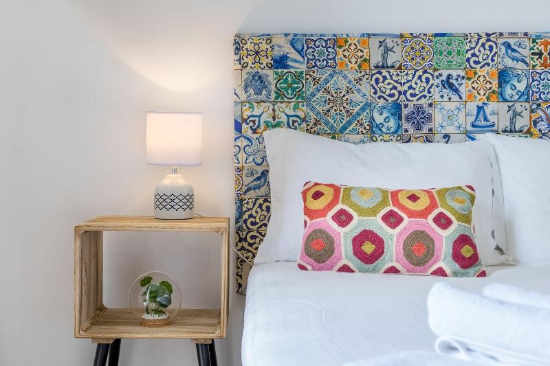The Color Suites & Rooms - Oda