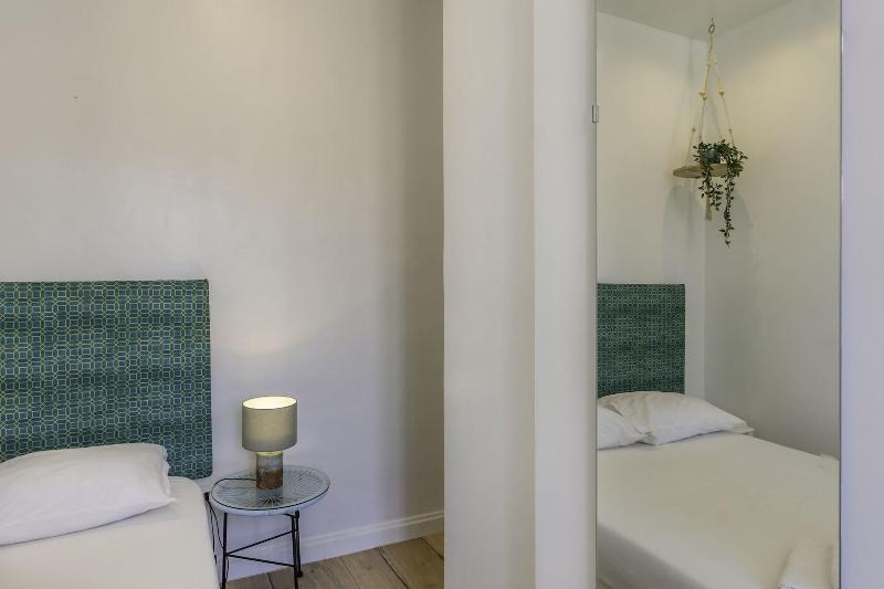 The Color Suites & Rooms - Oda