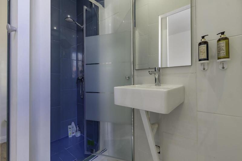 The Color Suites & Rooms - Oda