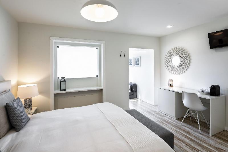 JR Studios & Suites (Riu's) - Oda