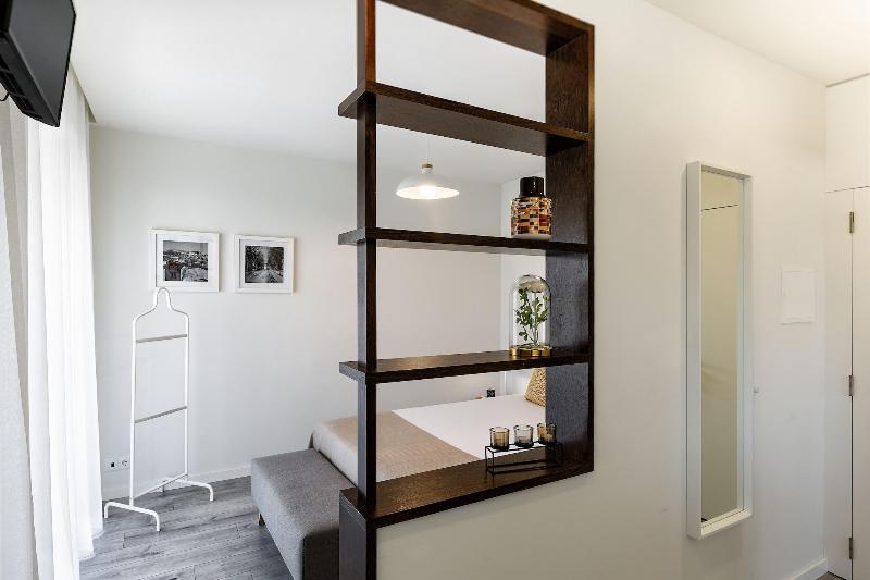 JR Studios & Suites (Riu's) - Oda