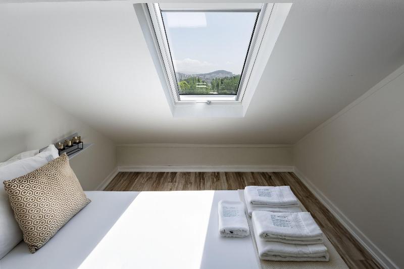 JR Studios & Suites (Riu's) - Oda