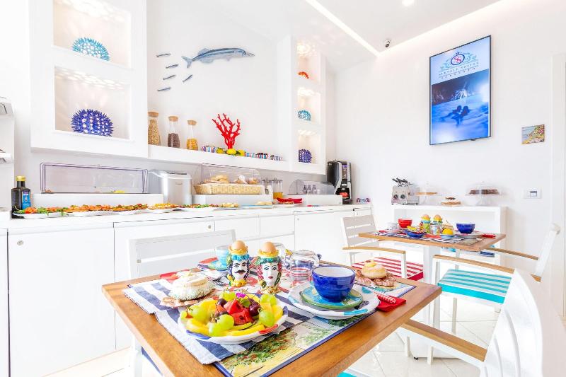Sersale Suites - Restoran