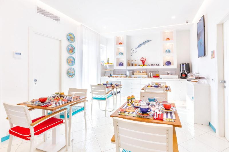 Sersale Suites - Restoran