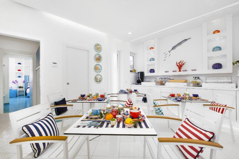 Sersale Suites - Restoran