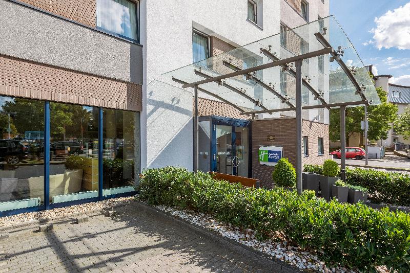 Holiday Inn Express Cologne Muelheim - Genel