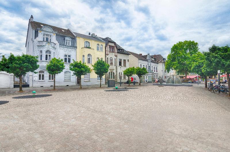 Holiday Inn Express Cologne Troisdorf - Genel