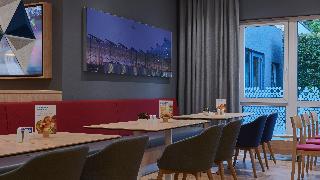 Holiday Inn Express Cologne Troisdorf fotoÄŸrafÄ±