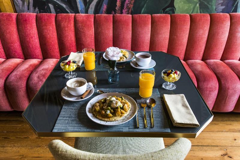Menina Colina Guesthouse - Restoran