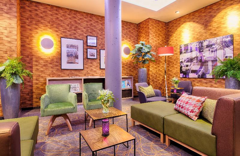 Leonardo Hotel Wolfsburg City Center - Lobi