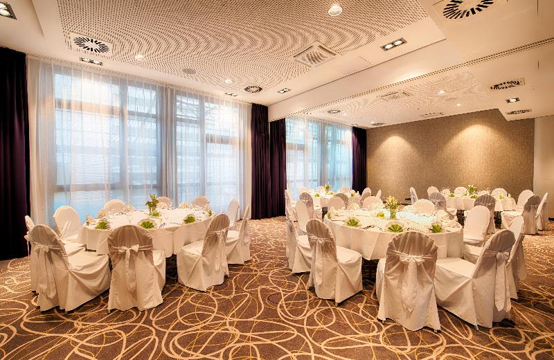 Leonardo Hotel Wolfsburg City Center - Toplantı