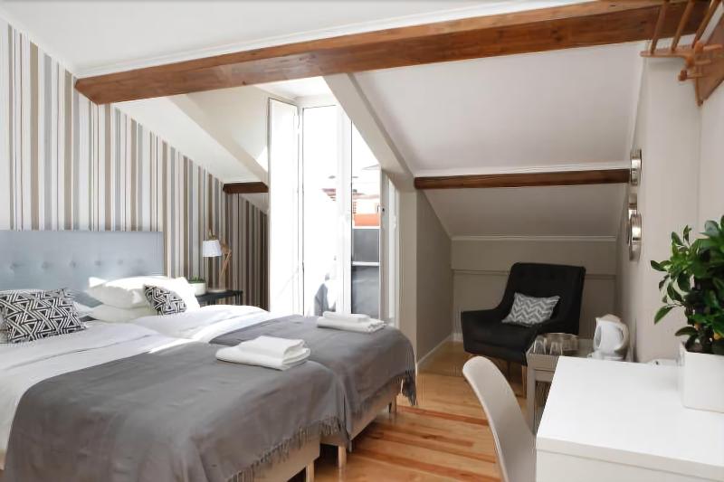 Flores Guest House - Oda