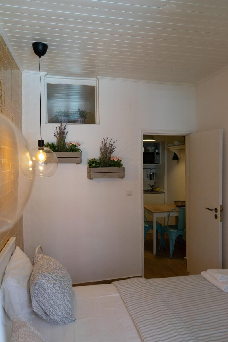 Flores Guest House - Oda