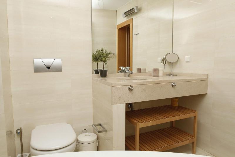 Flores Guest House - Oda