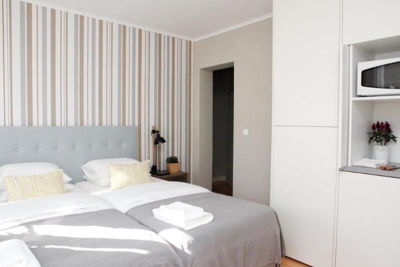 Flores Guest House - Oda