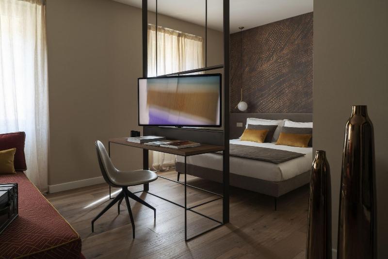 Della Spiga Suites By Brera Apartments - Genel