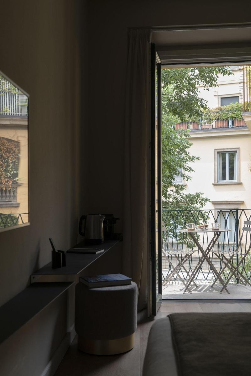 Della Spiga Suites By Brera Apartments - Oda