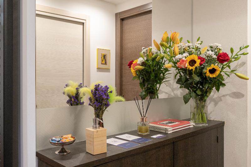 AH - Fashion District - Genel