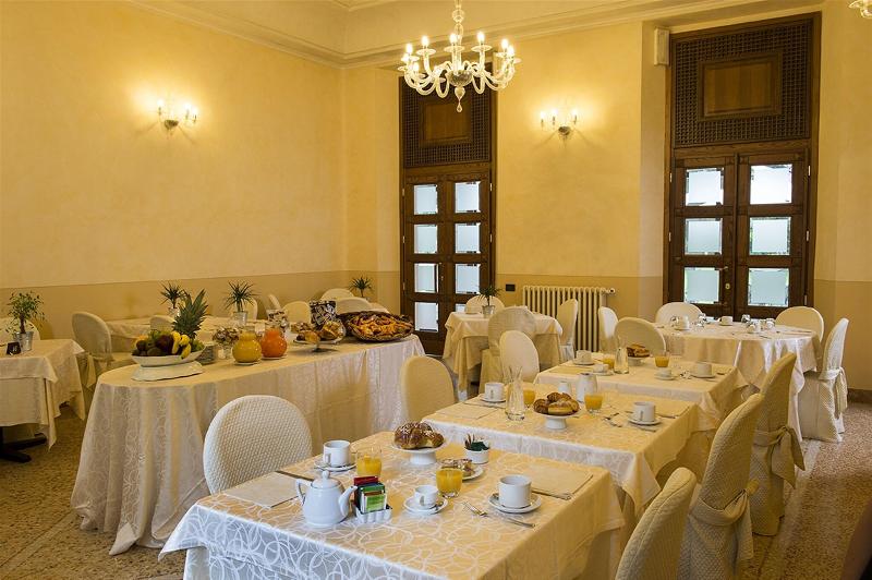 Centro Paolo Vi - Restoran