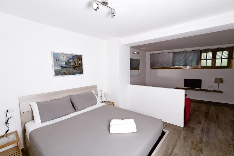 Andirivieni Bellagio Guest House - Oda