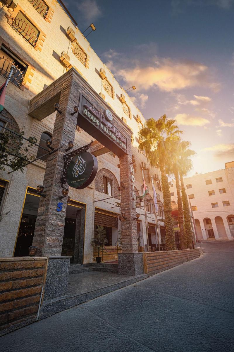 Grape Village Hotel - Genel