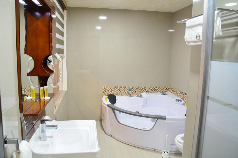 Al Jamal Hotel - Oda