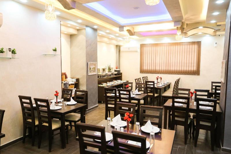 7Boys Hotel - Restoran