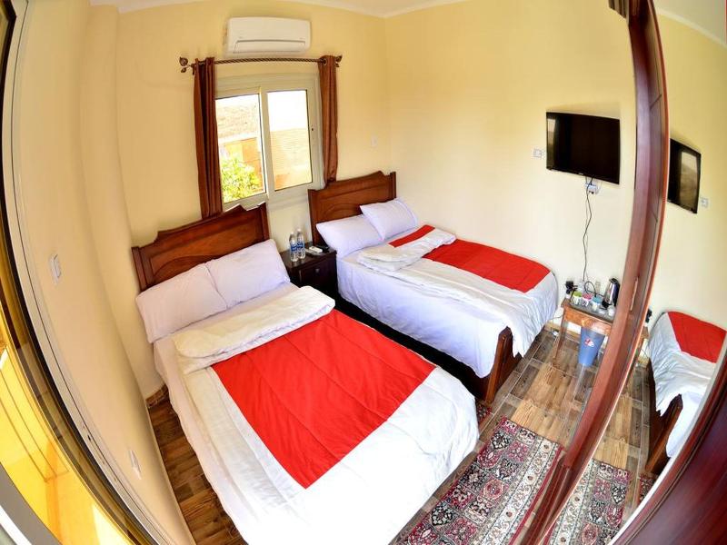 Royal Pyramids Inn - Oda
