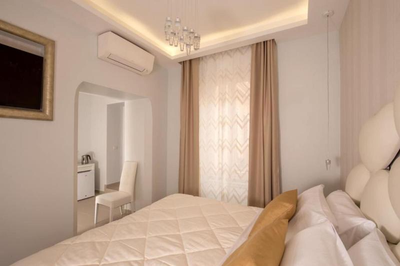 Borgognona Rooms - Oda