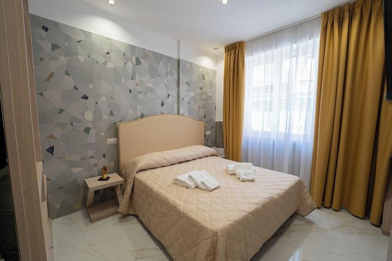 H. G. Boutique Toledo  Napoli Centro - Oda