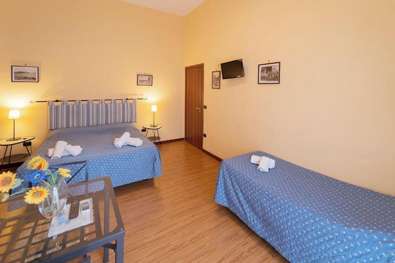 H. G. Boutique Toledo  Napoli Centro - Oda