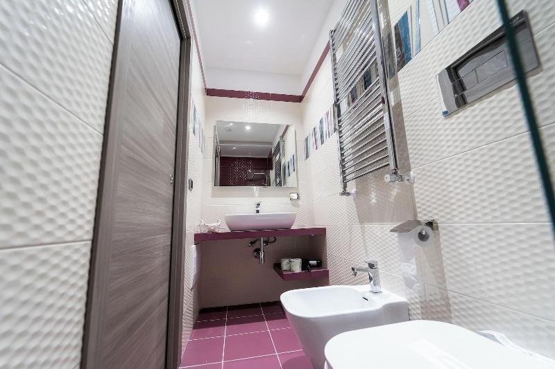 H. G. Boutique Toledo  Napoli Centro - Oda