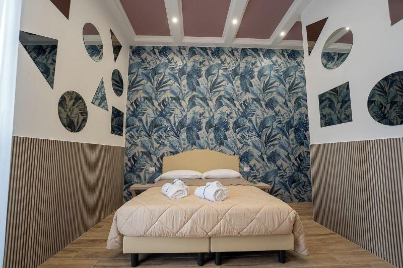 H. G. Boutique Toledo  Napoli Centro - Oda