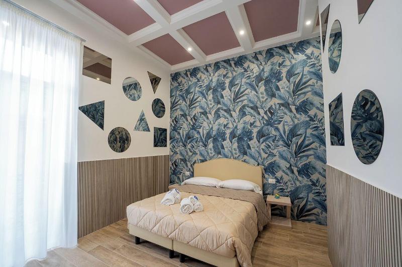 H. G. Boutique Toledo  Napoli Centro - Oda