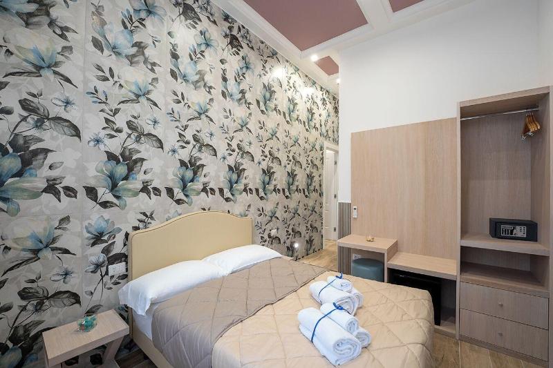 H. G. Boutique Toledo  Napoli Centro - Oda