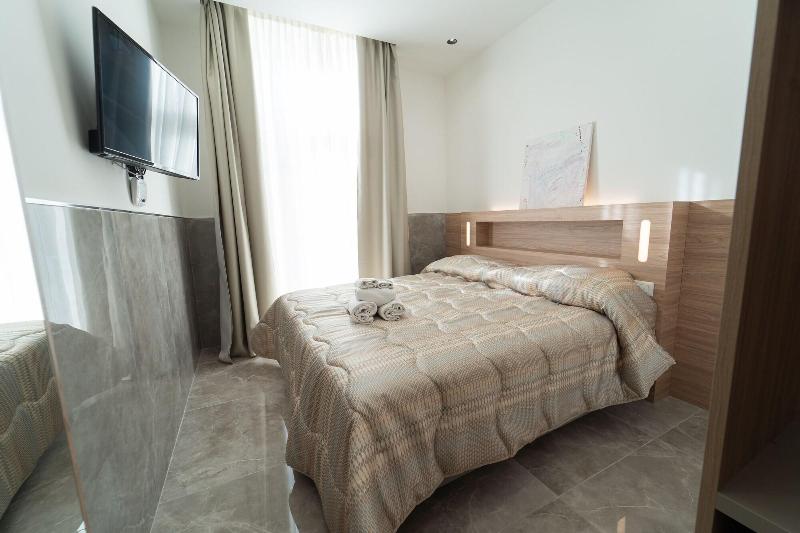 H. G. Boutique Toledo  Napoli Centro - Oda