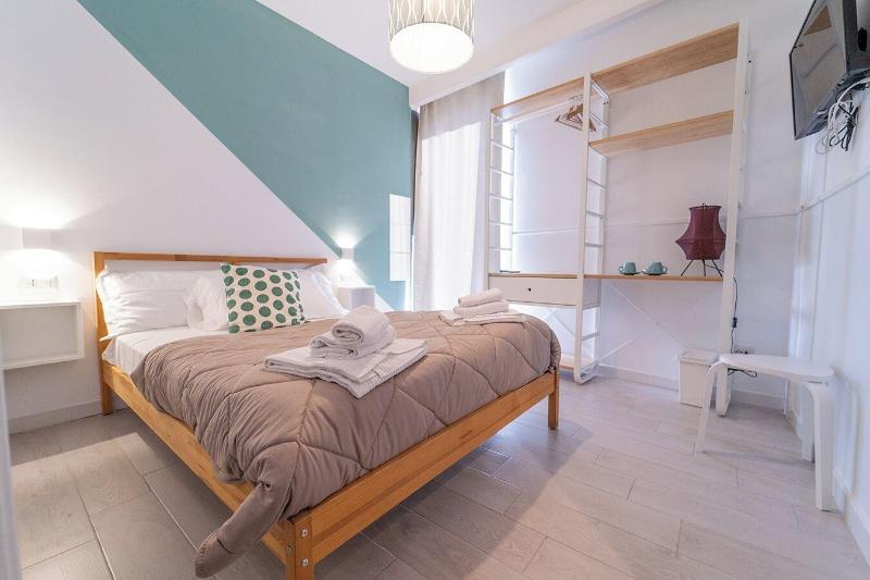 H. G. Boutique Toledo  Napoli Centro - Oda