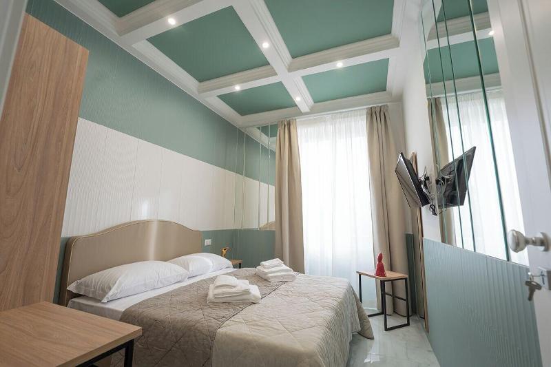 H. G. Boutique Toledo  Napoli Centro - Oda