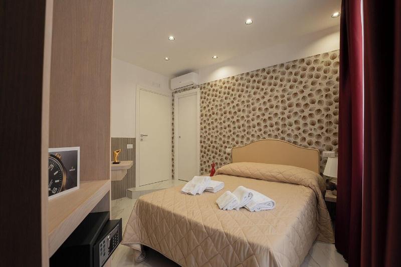 H. G. Boutique Toledo  Napoli Centro - Oda