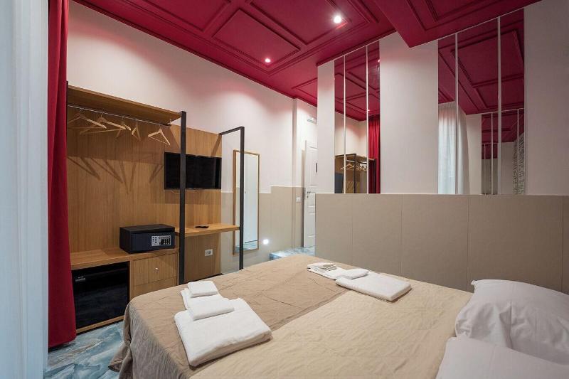 H. G. Boutique Toledo  Napoli Centro - Oda